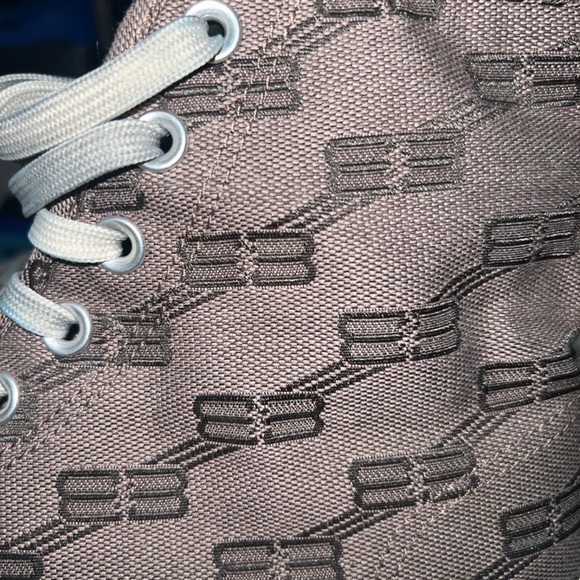 Balenciaga - Picture 3 of 8